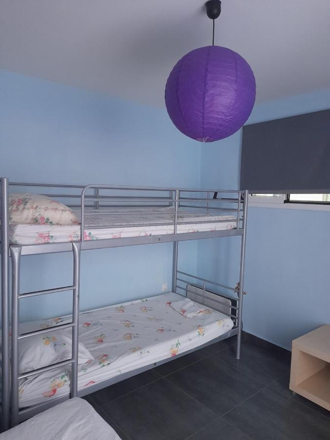 Bright Top Floor Apartment! Закинтос Екстериор снимка